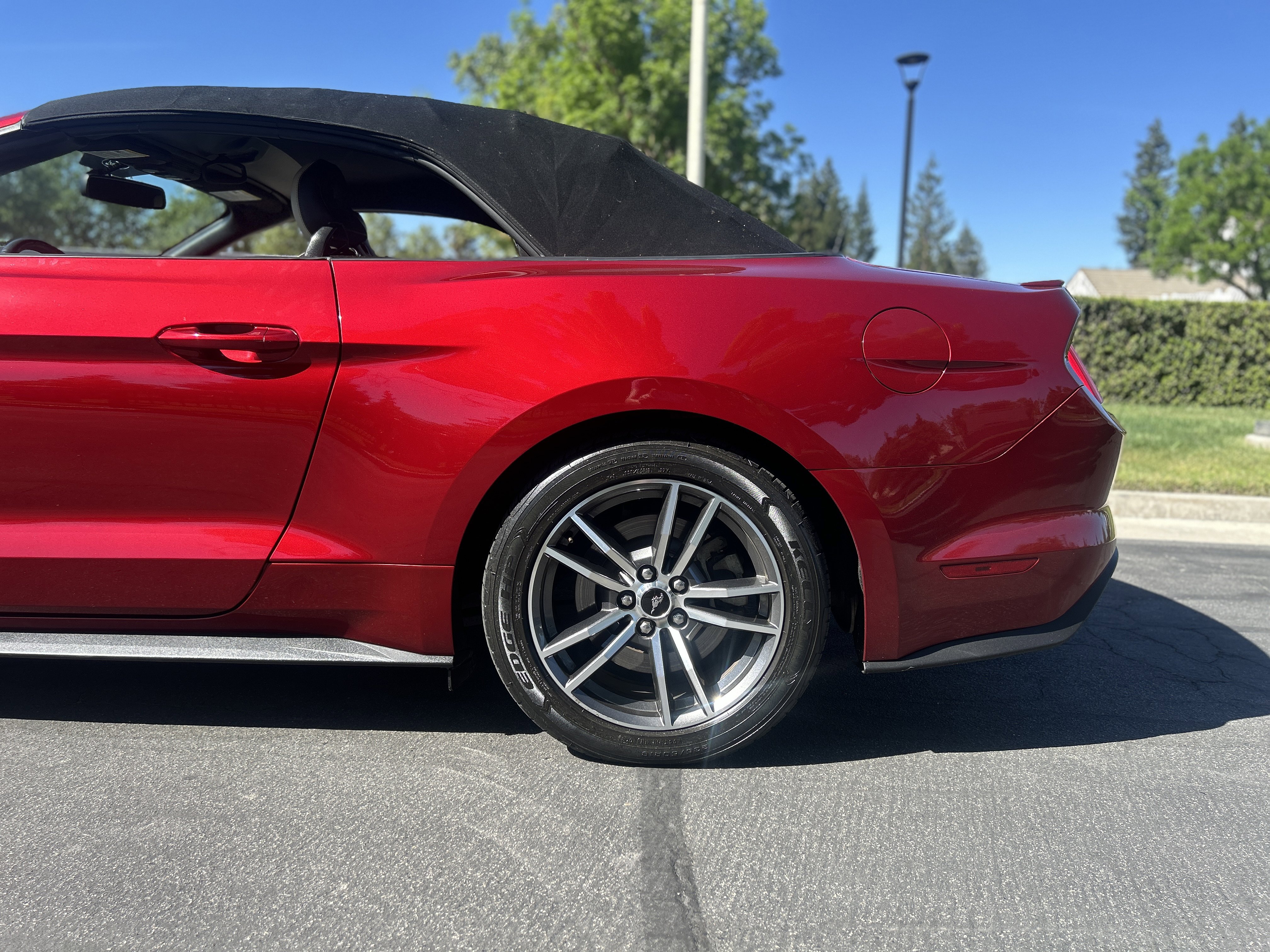 Used 2017 Ford Mustang GT Premium image 23