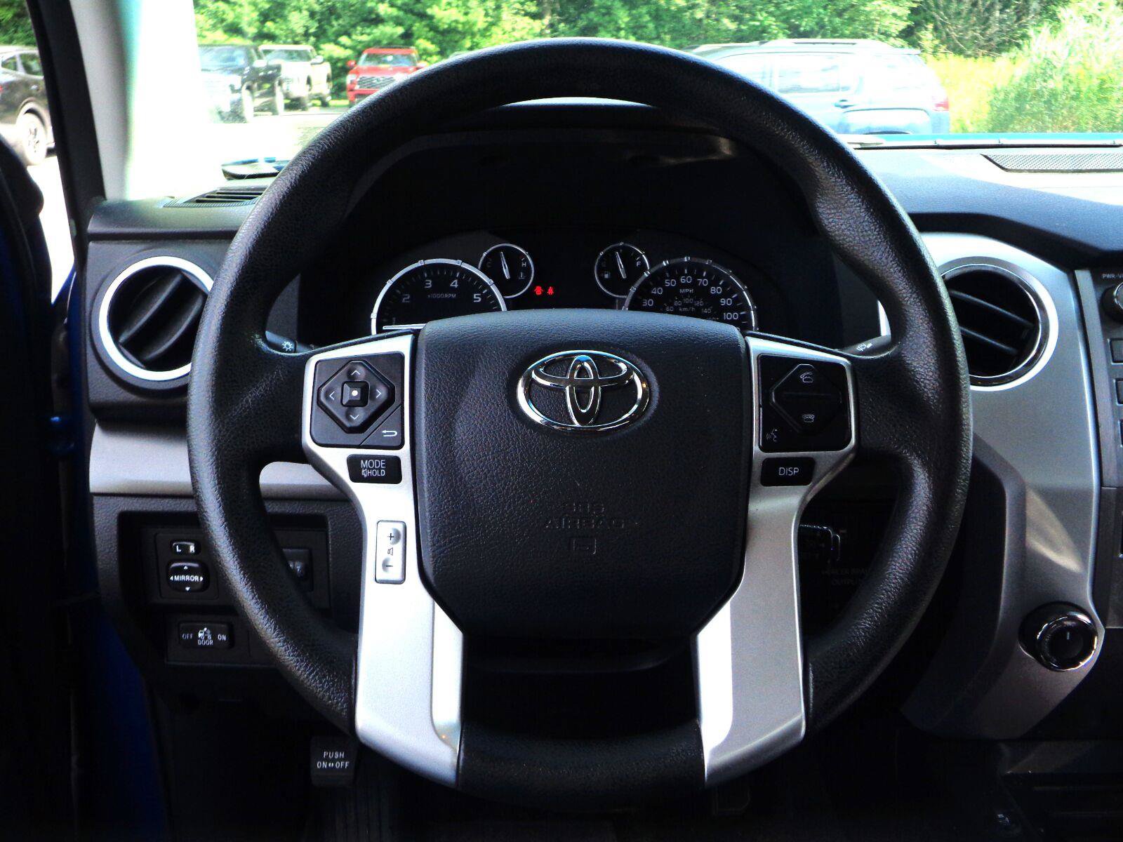 Used 2017 Toyota Tundra SR5 w/ TRD Off Road Package AWD/4WD image 9
