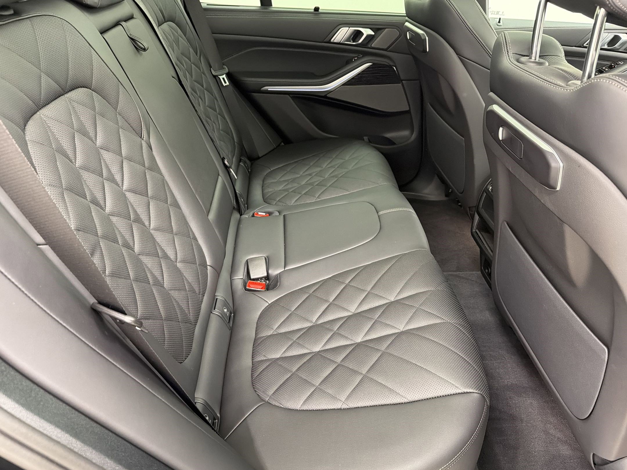 Certified 2026 BMW X5 xDrive40i w/ Executive Package image 29