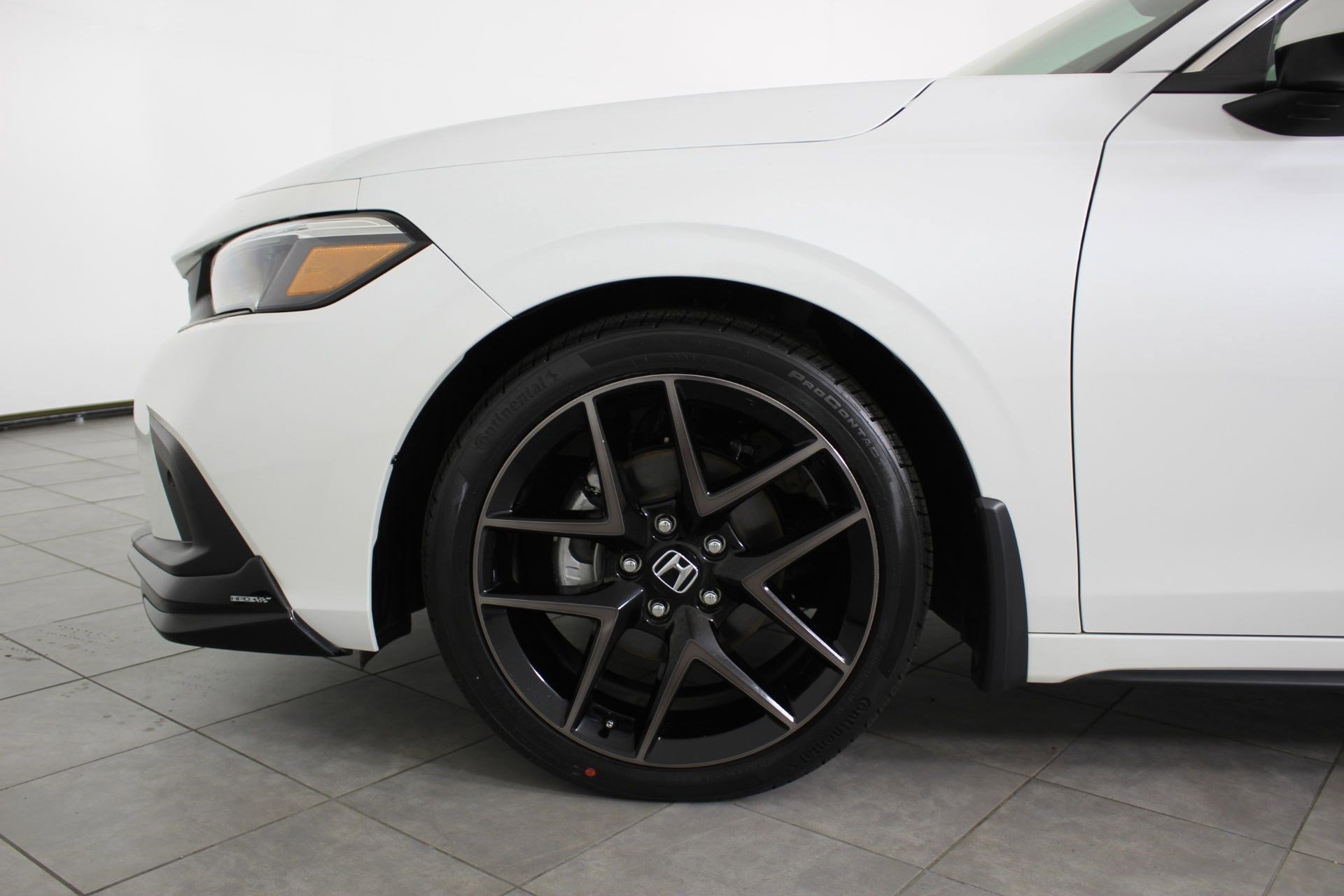 Used 2024 Honda Civic Sport Touring image 11