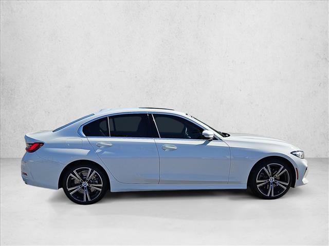 Used 2024 BMW 330i Sedan w/ Convenience Package RWD image 4