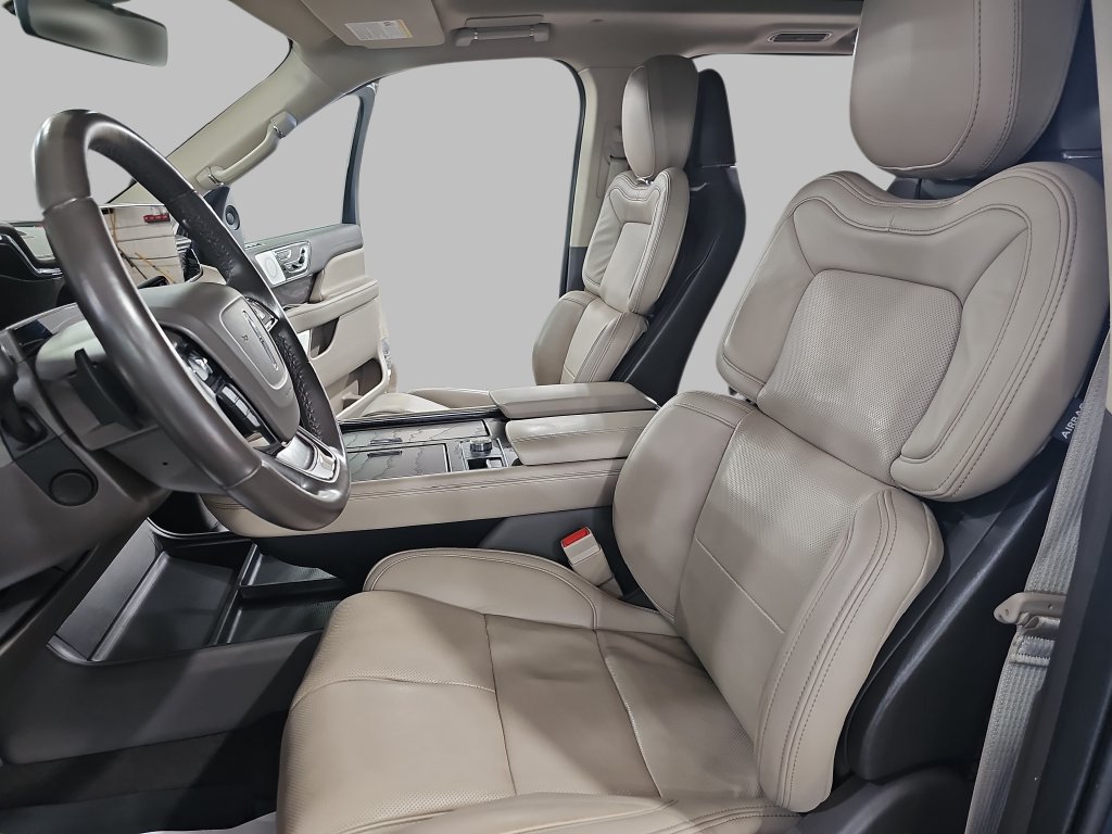 Used 2023 Lincoln Navigator L Reserve AWD/4WD image 21