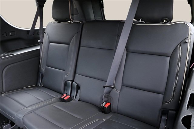 Used 2022 GMC Yukon XL SLT w/ SLT Luxury Package image 14