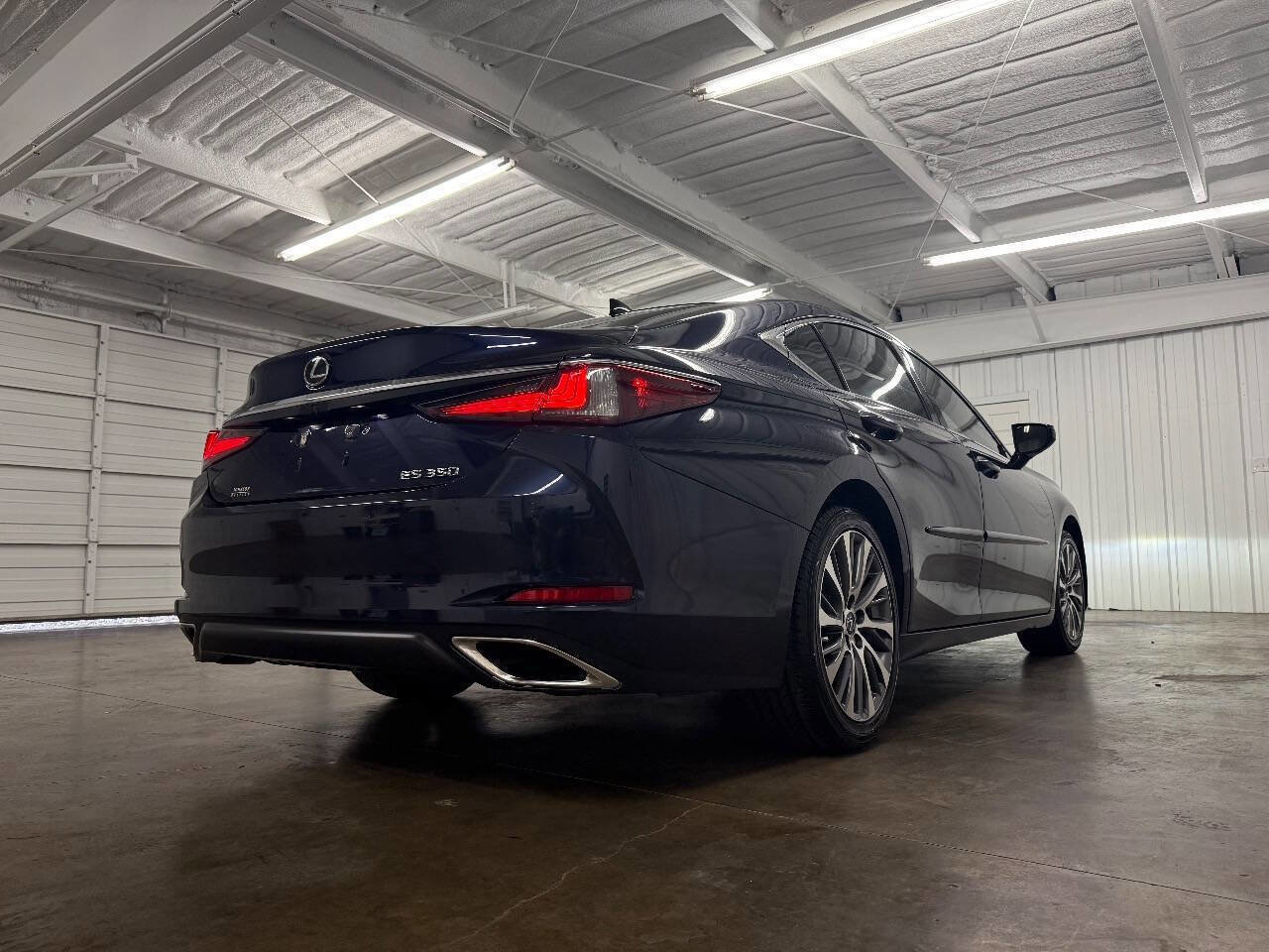 Used 2019 Lexus ES 350 image 18