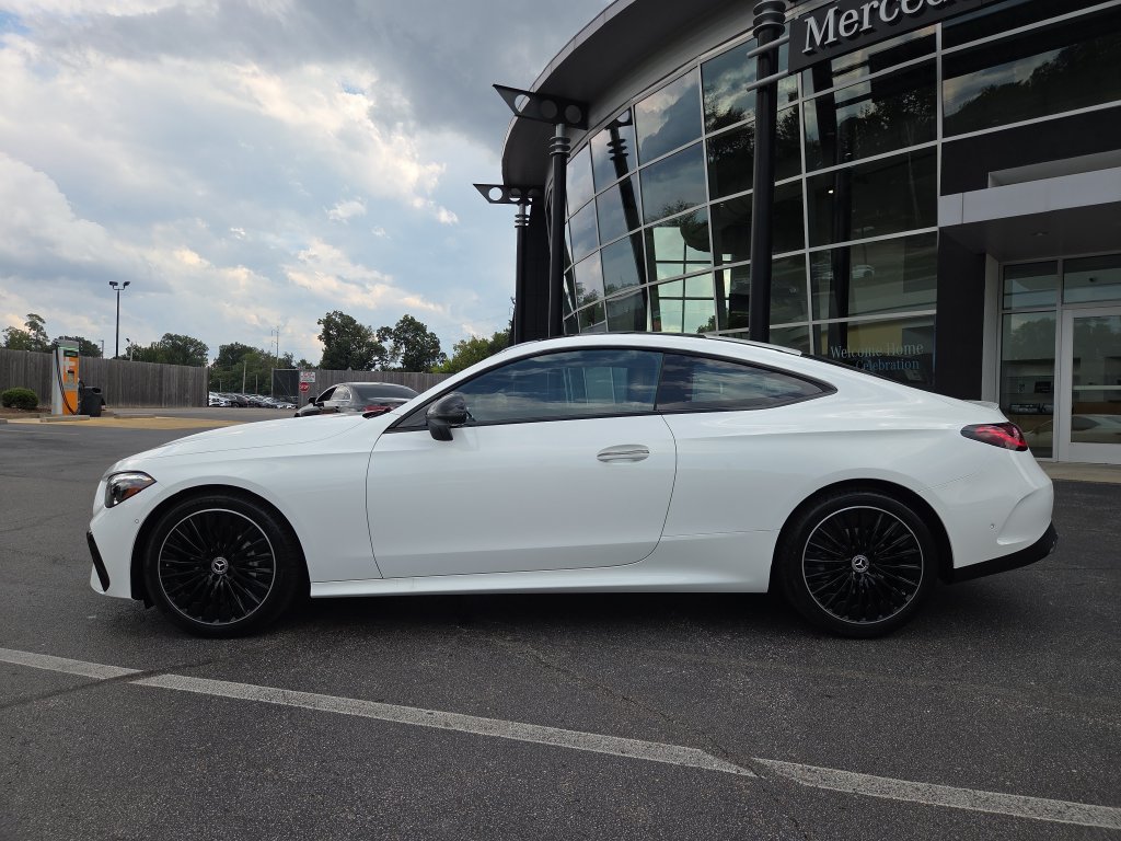 New 2027 Mercedes-Benz CLE 300 4MATIC Coupe image 2