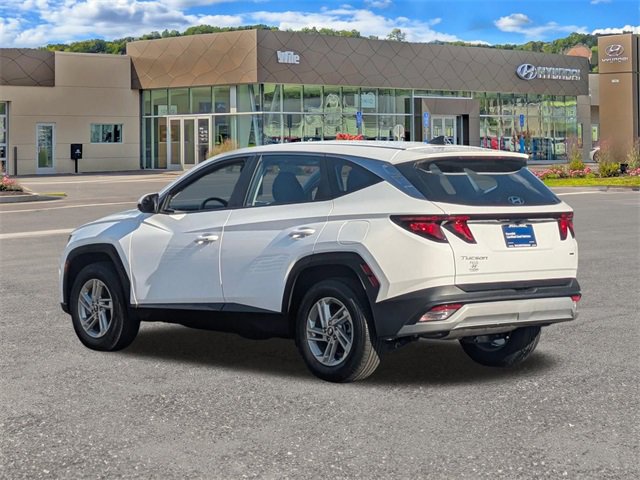 Certified 2025 Hyundai Tucson SE image 5