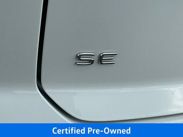Used 2025 Volkswagen Atlas Cross Sport SE FWD image 10