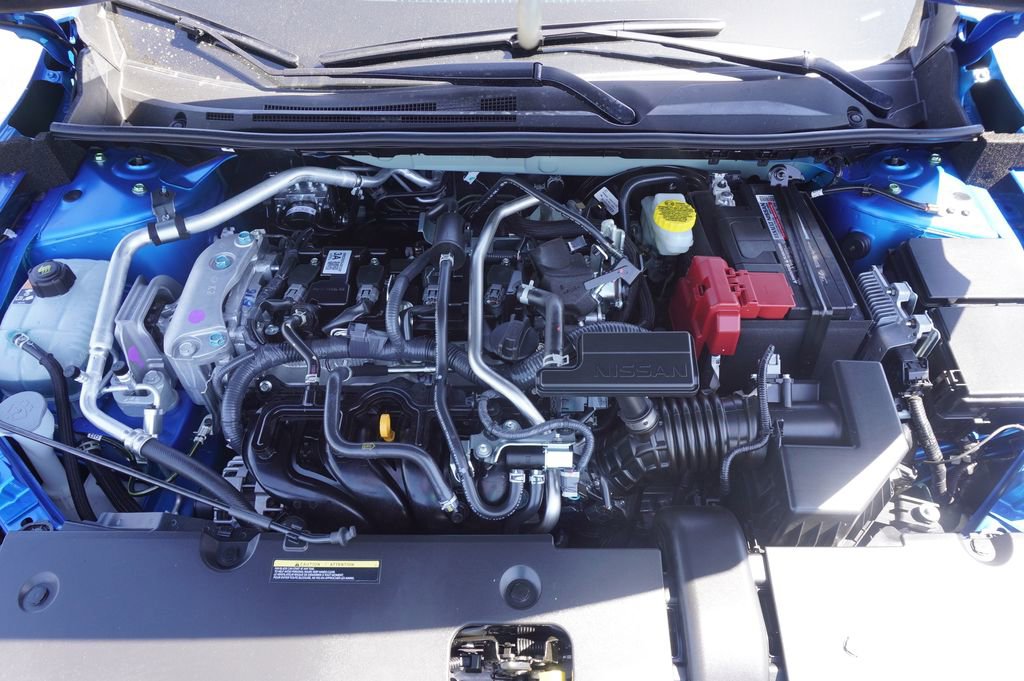 Certified 2025 Nissan Sentra SR w/ Midnight Edition image 7