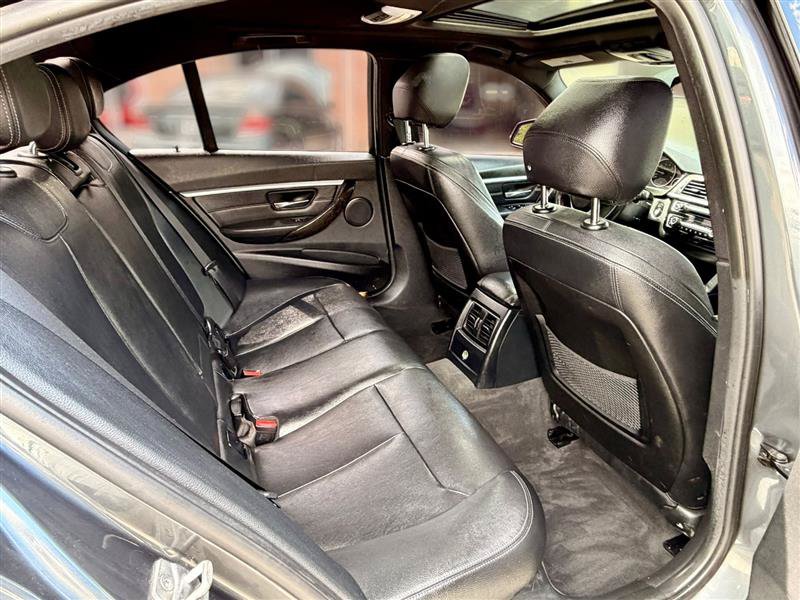 Used 2016 BMW 328i Sedan RWD image 11