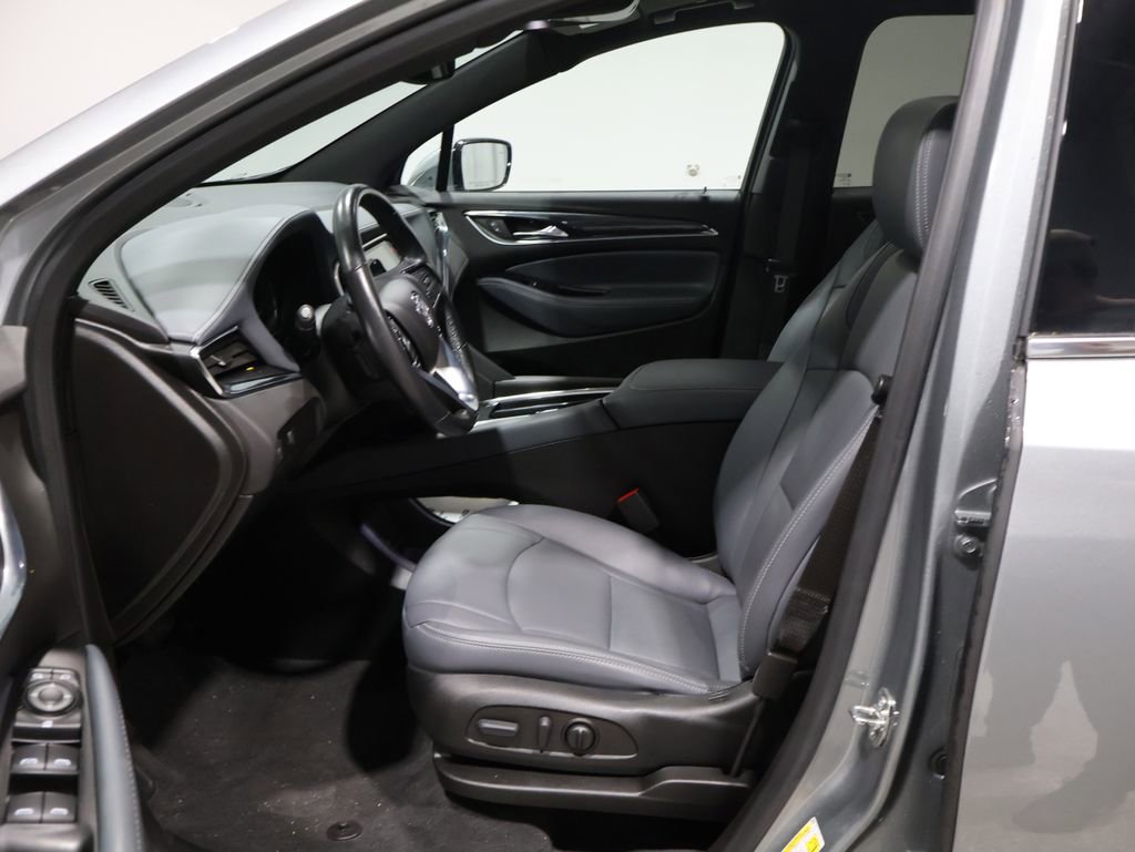 Used 2023 Buick Enclave Essence w/ Experience Buick Package image 12
