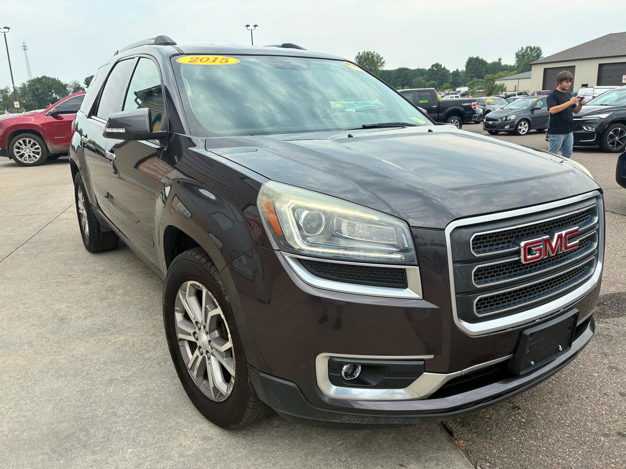 Used 2015 GMC Acadia SLT AWD/4WD image 3