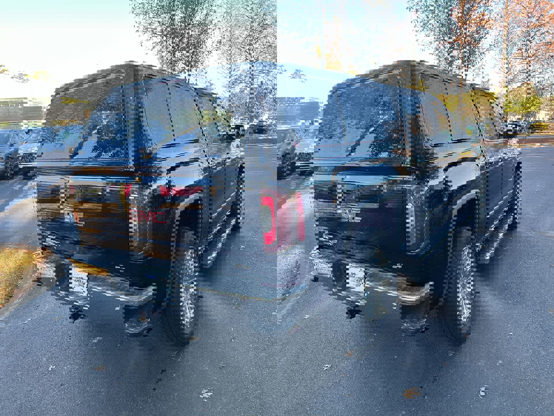 Used 2017 GMC Sierra 1500 SLT image 9