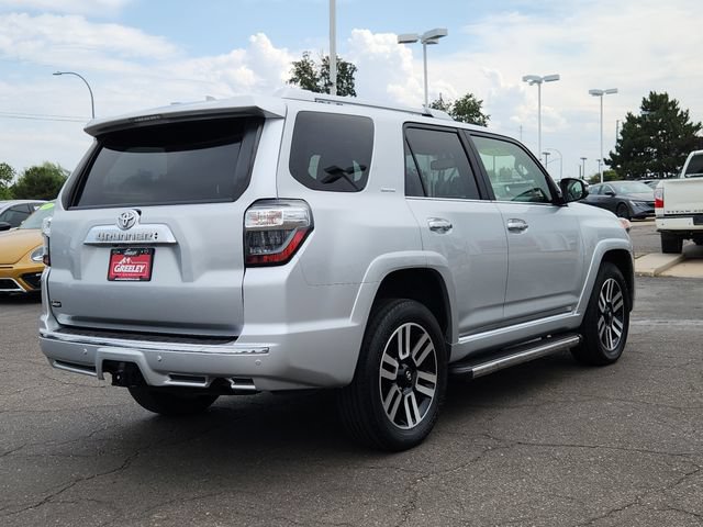 Used 2017 Toyota 4Runner Limited AWD/4WD image 3