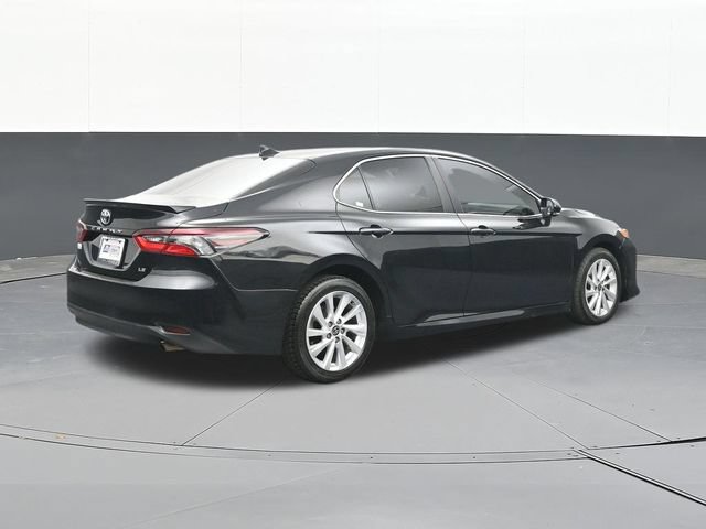Used 2023 Toyota Camry LE w/ Convenience Package FWD image 14
