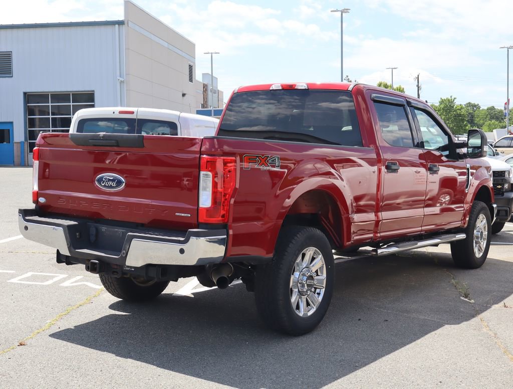 Used 2017 Ford F250 XLT w/ XLT Value Package image 4