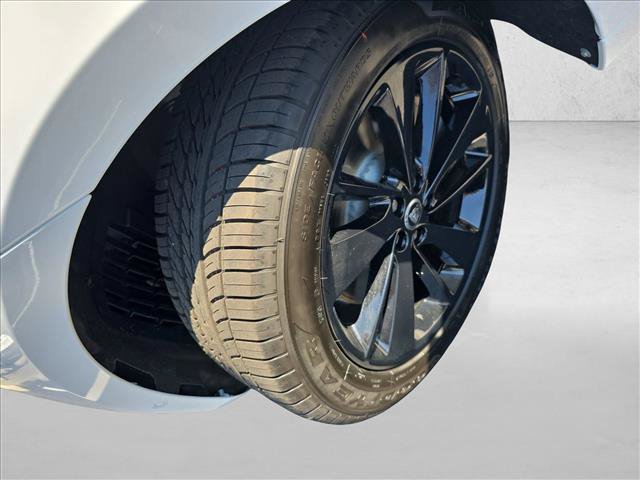Used 2026 Jaguar F-PACE R-Dynamic S AWD/4WD image 30