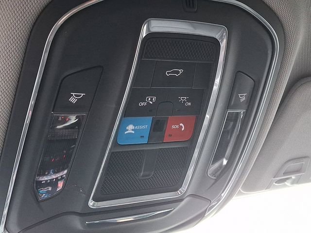 Used 2023 Jeep Grand Cherokee L Limited w/ Black Appearance Package AWD/4WD image 26