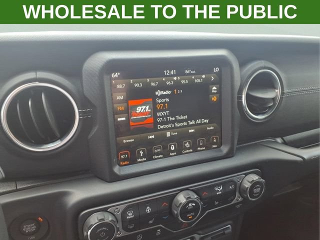 Used 2019 Jeep Wrangler Unlimited Sahara AWD/4WD image 21