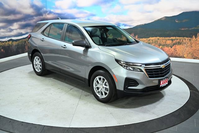 Used 2023 Chevrolet Equinox LS image 1