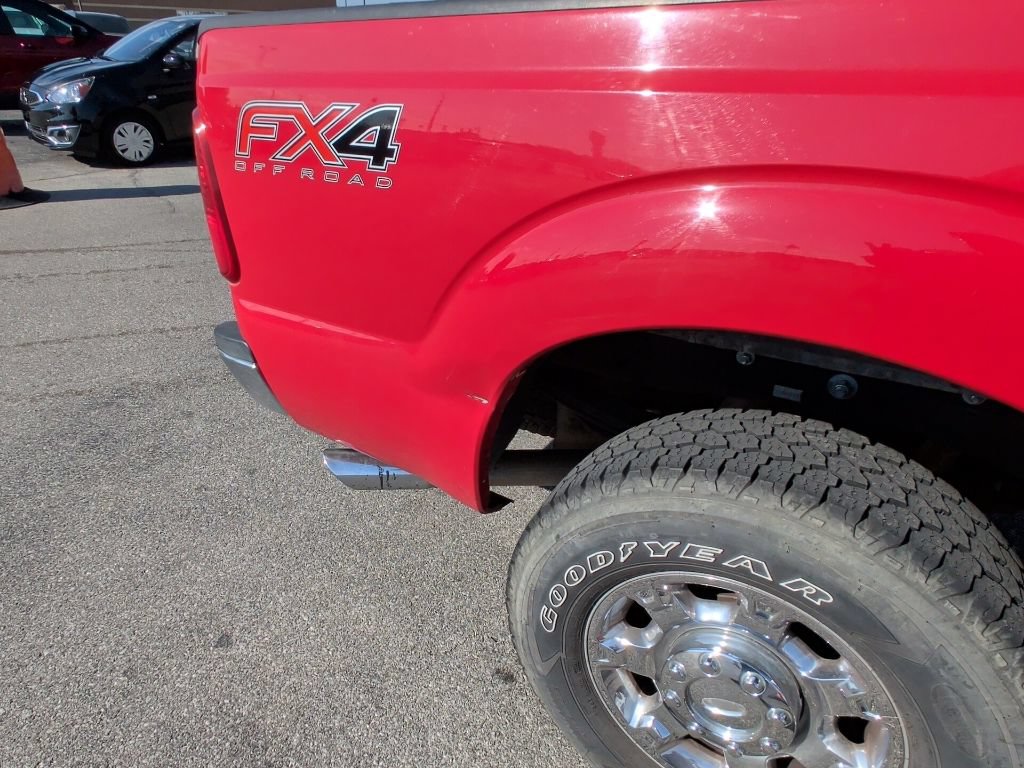 Used 2013 Ford F250 XLT w/ Chrome Pkg AWD/4WD image 9
