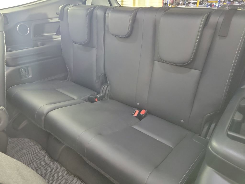 Used 2023 Subaru Ascent Limited w/ Technology Package image 11