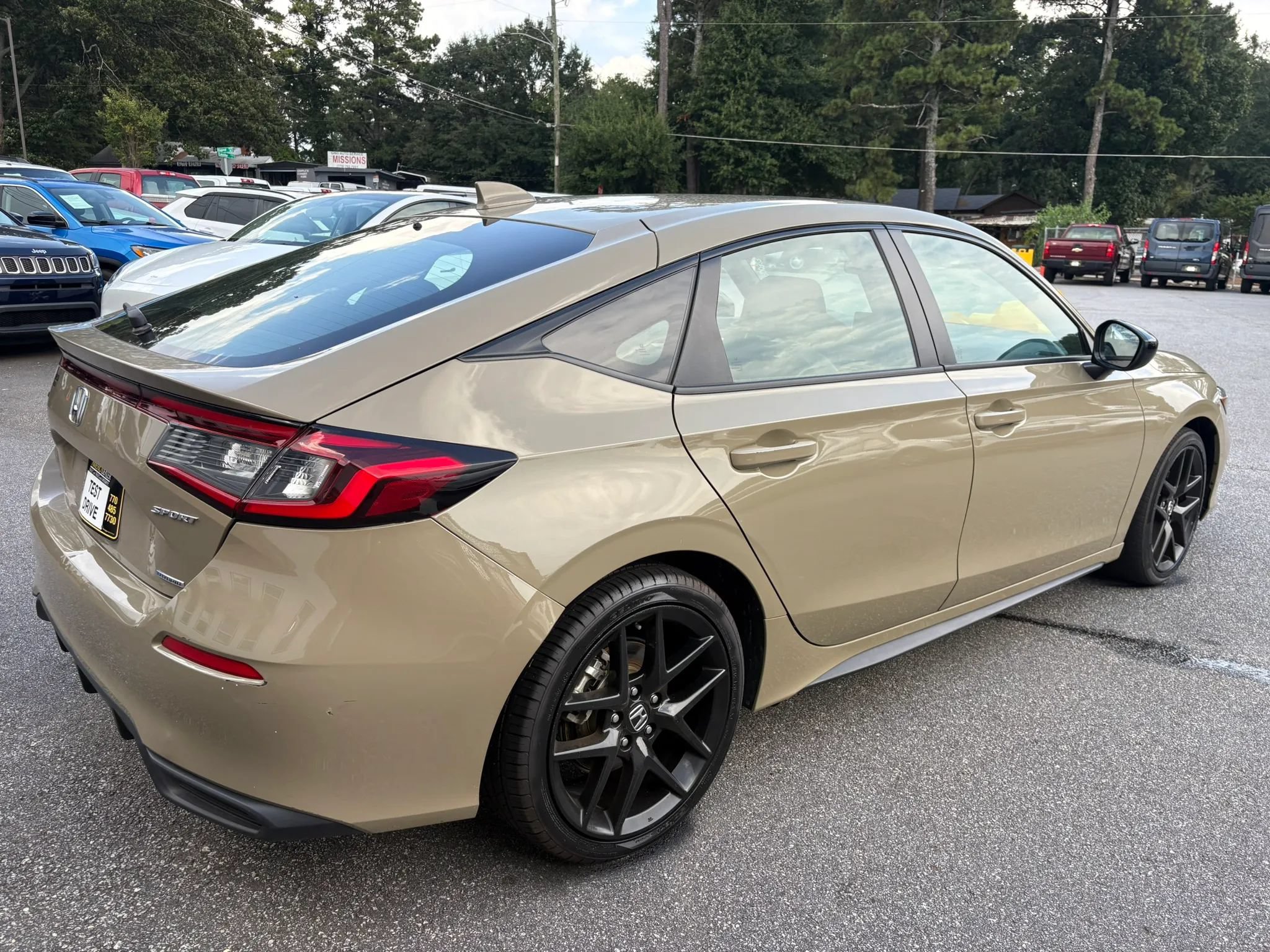 Used 2025 Honda Civic Sport image 15