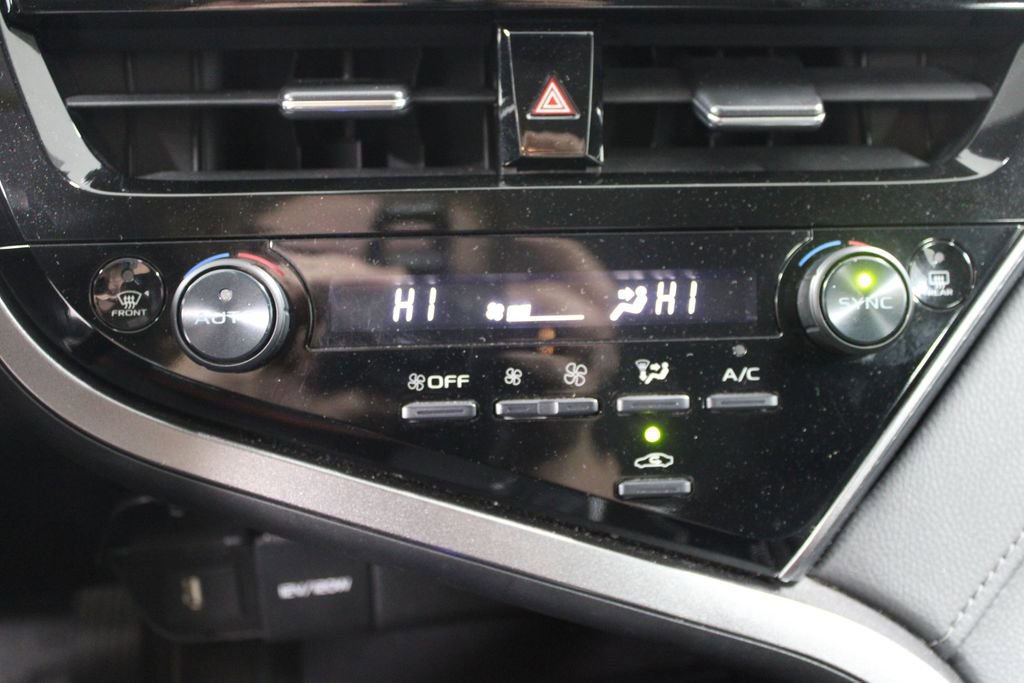 Used 2024 Toyota Camry LE image 29