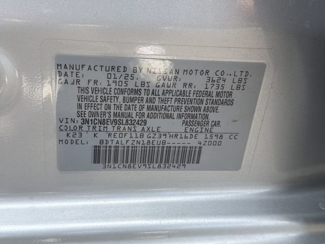 Used 2025 Nissan Versa SV FWD image 28