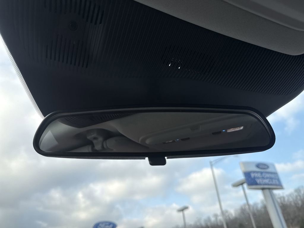 New 2026 Ford Explorer Active w/ Active Comfort Package AWD/4WD image 36