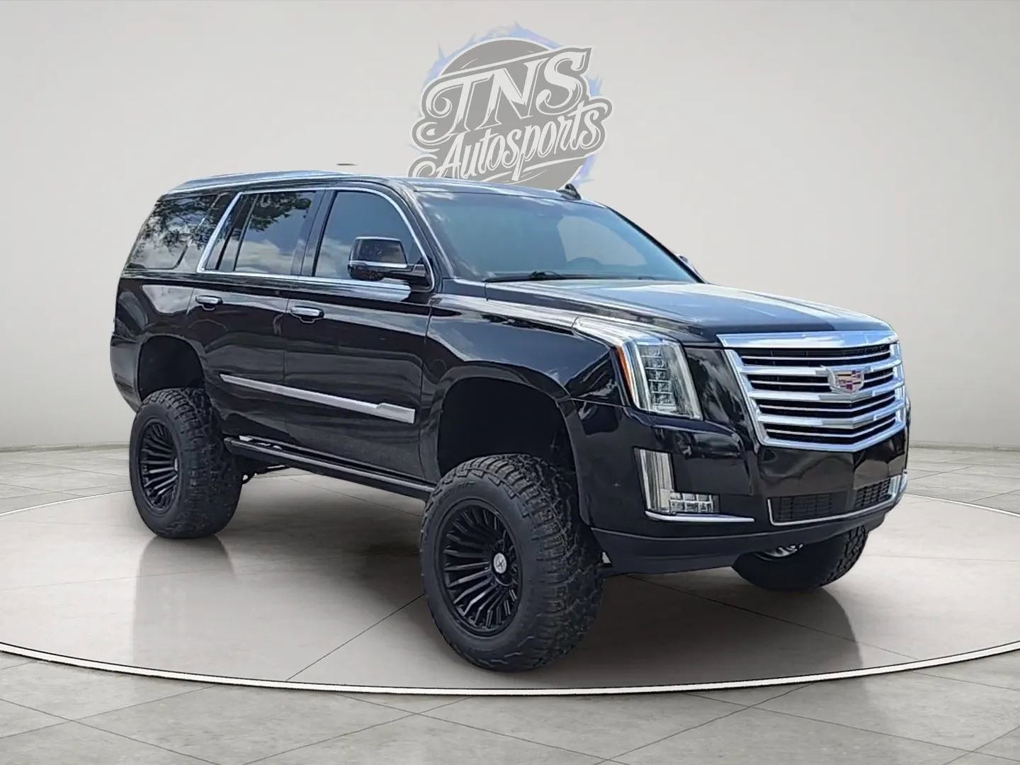 Used 2019 Cadillac Escalade Platinum AWD/4WD image 7