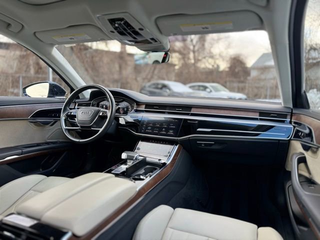 Used 2023 Audi A8 L 3.0T w/ Comfort Plus Package image 18