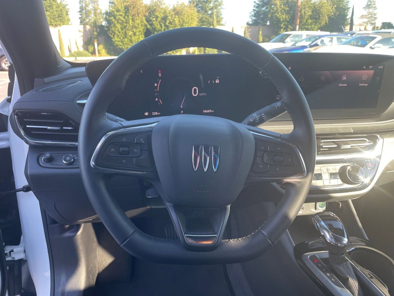 Used 2025 Buick Envista Sport Touring image 29