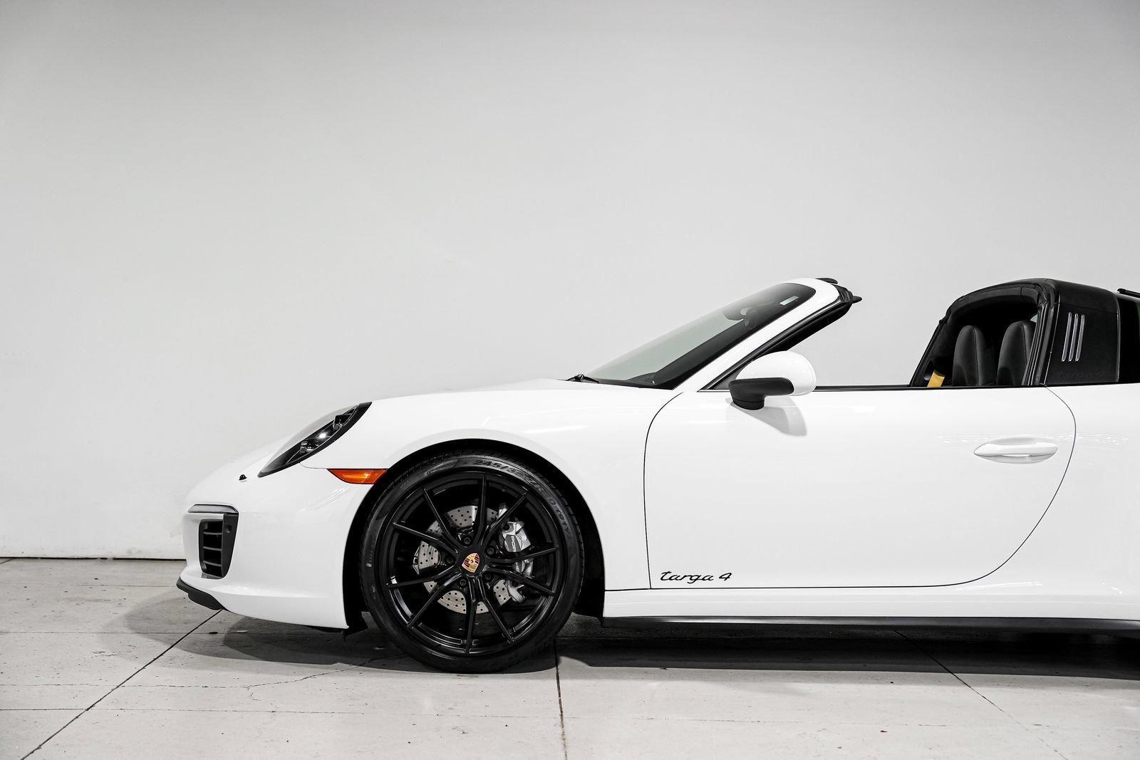 Used 2017 Porsche 911 Targa 4 AWD/4WD image 45