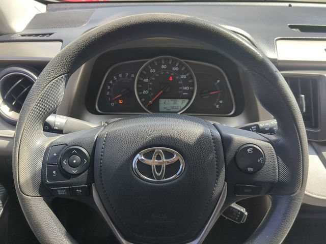 Used 2014 Toyota RAV4 LE FWD image 29