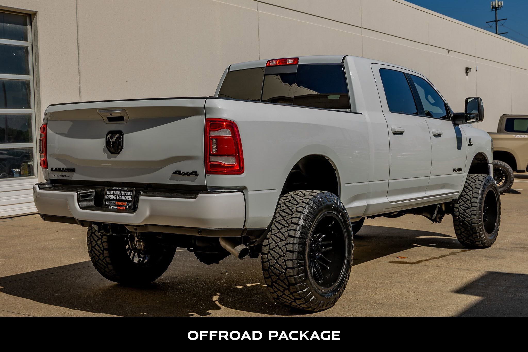 Used 2023 RAM 2500 Laramie AWD/4WD image 9
