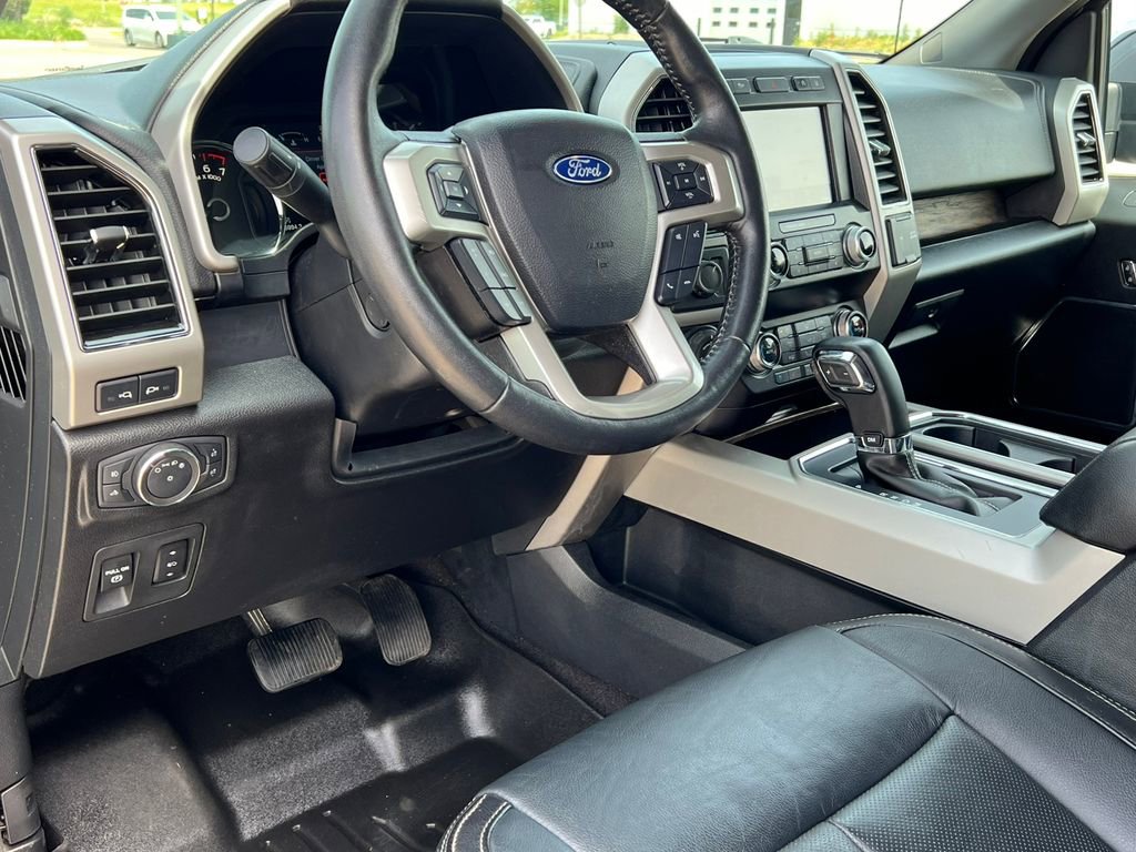 Used 2020 Ford F150 Lariat w/ Equipment Group 502A Luxury AWD/4WD image 25
