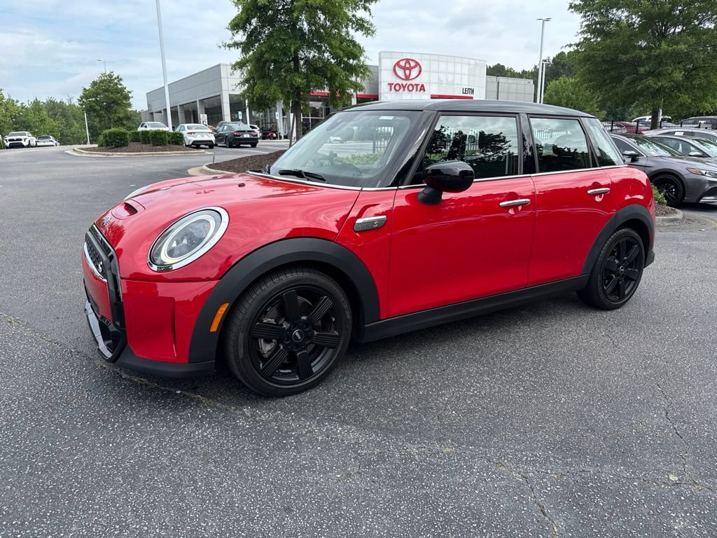 Used 2022 MINI Cooper S FWD image 2