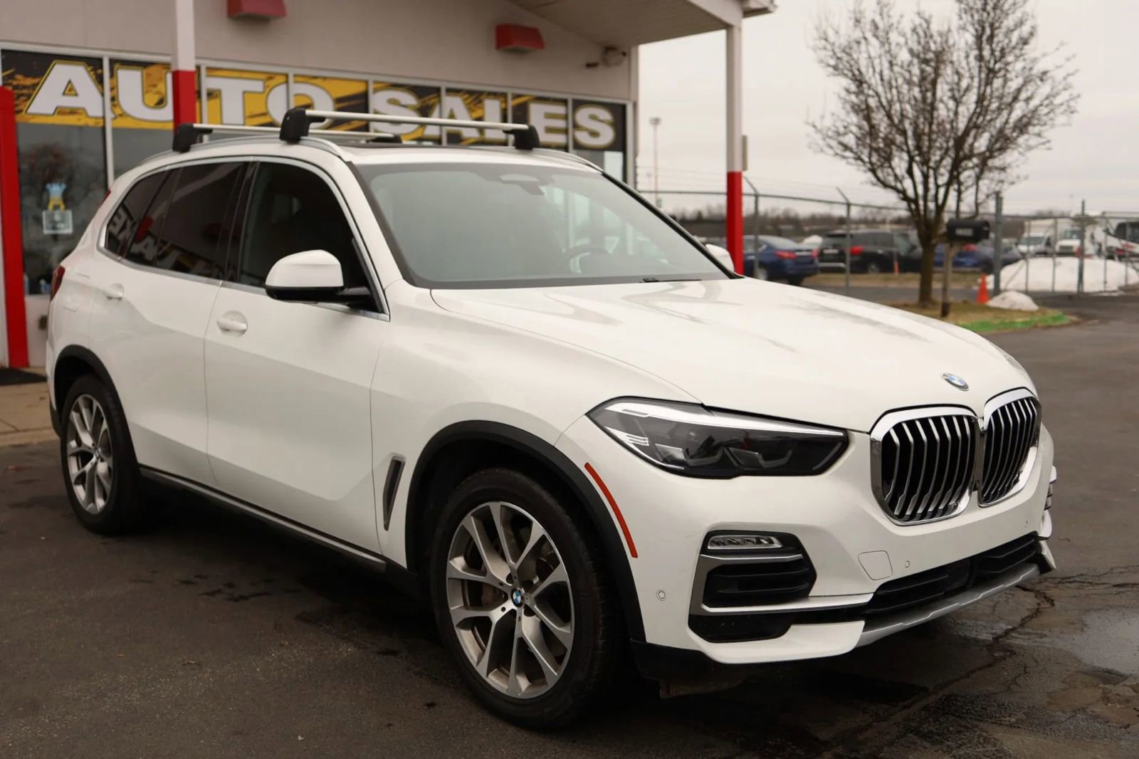 Used 2021 BMW X5 xDrive45e w/ Premium Package image 3