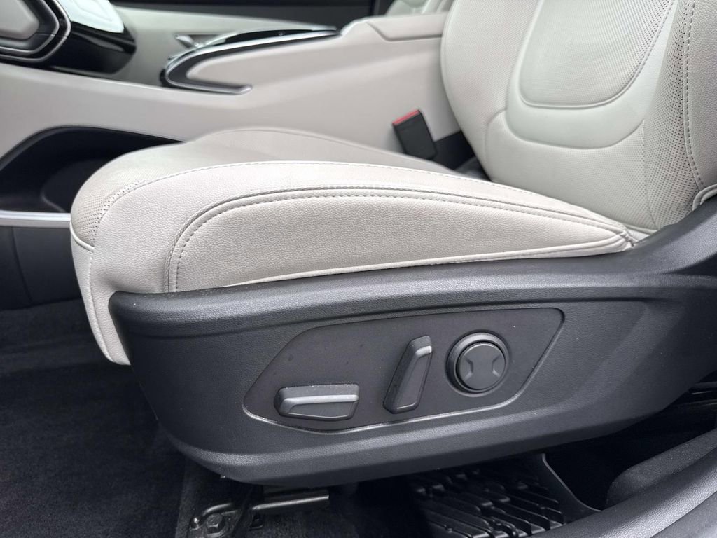 Used 2023 Hyundai Tucson Limited image 20