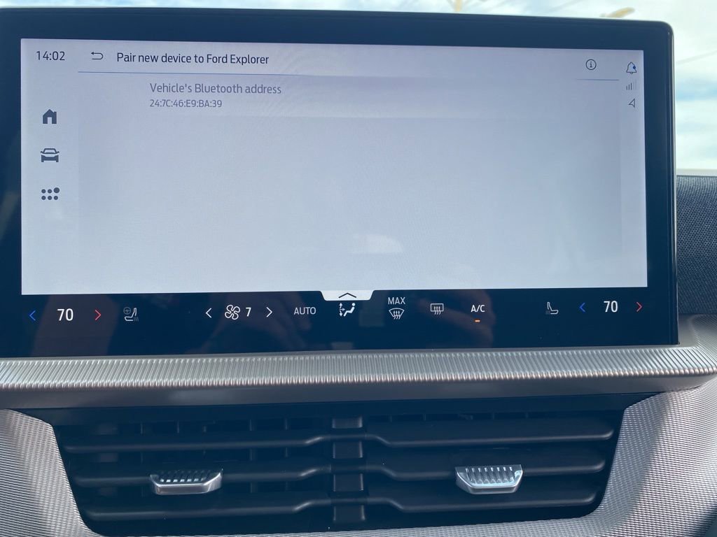 New 2025 Ford Explorer Active image 38