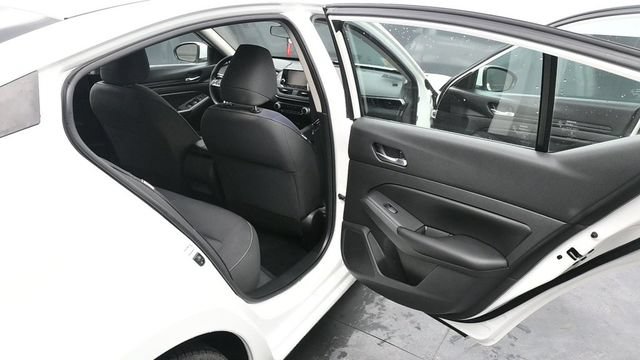 Used 2021 Nissan Altima 2.5 S FWD image 16