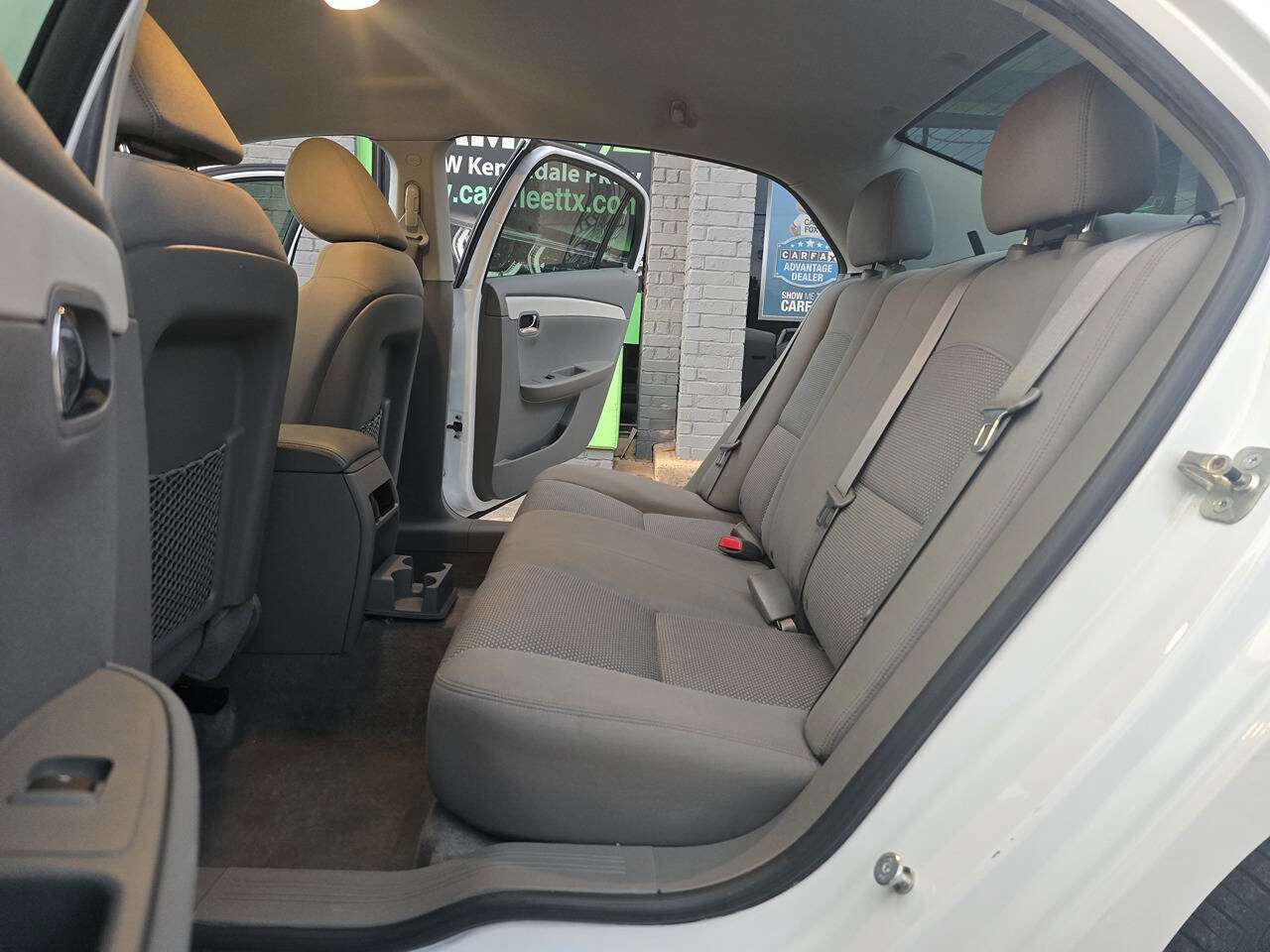 Used 2011 Chevrolet Malibu LS image 23