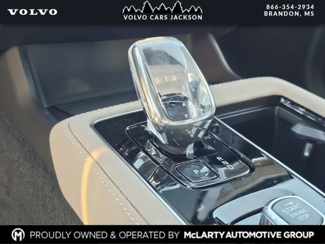 New 2026 Volvo XC90 B5 Plus w/ Protection Package Premier image 22