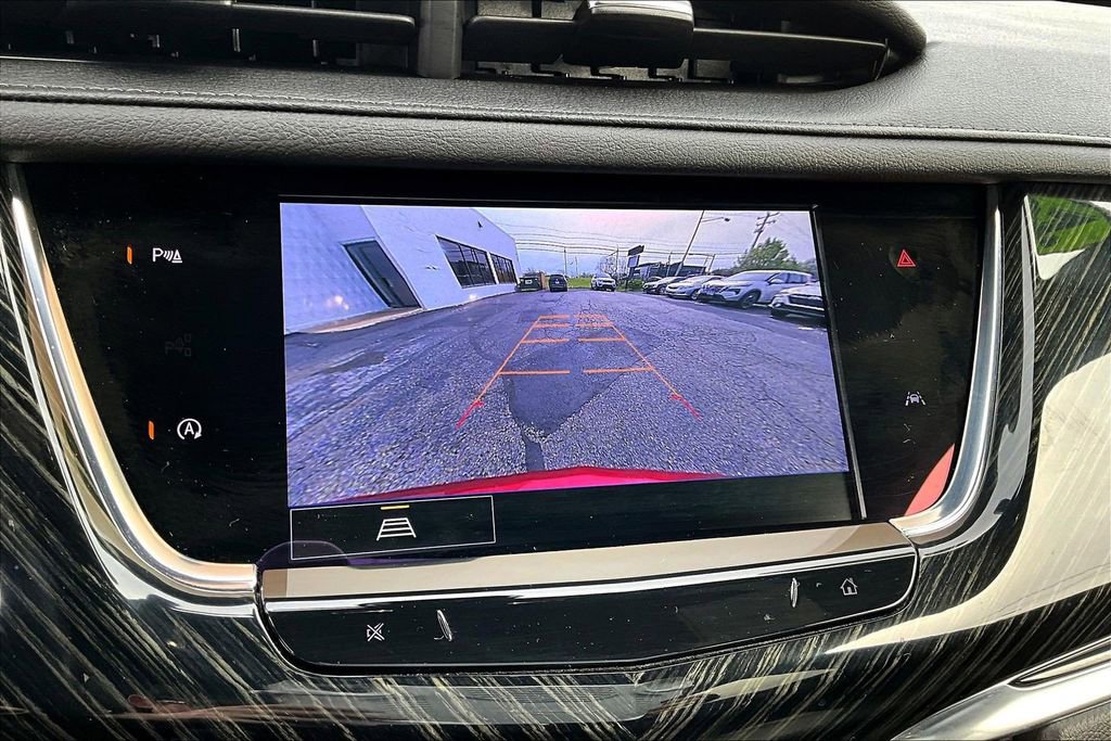 Used 2022 Cadillac XT6 Premium Luxury AWD/4WD image 14