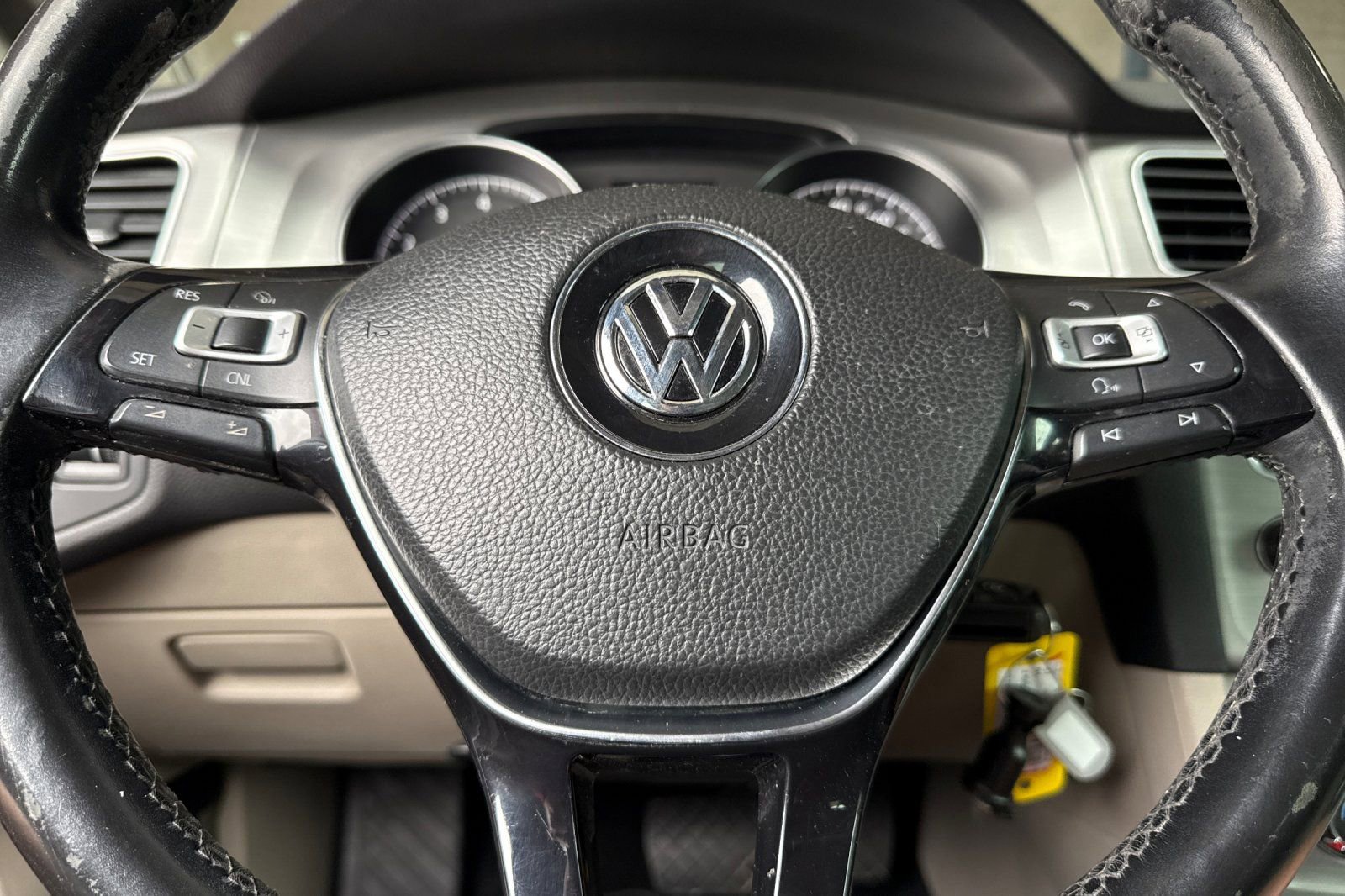 Used 2015 Volkswagen Golf S FWD image 21