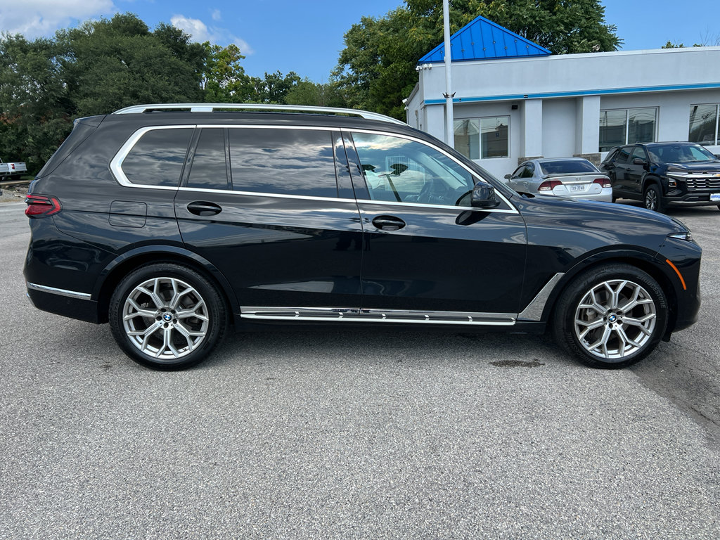Used 2026 BMW X7 xDrive40i AWD/4WD image 4