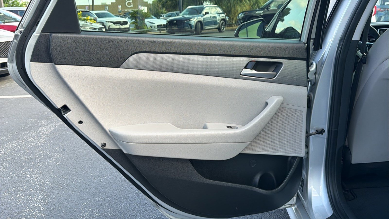 Used 2019 Hyundai Sonata SE FWD image 24