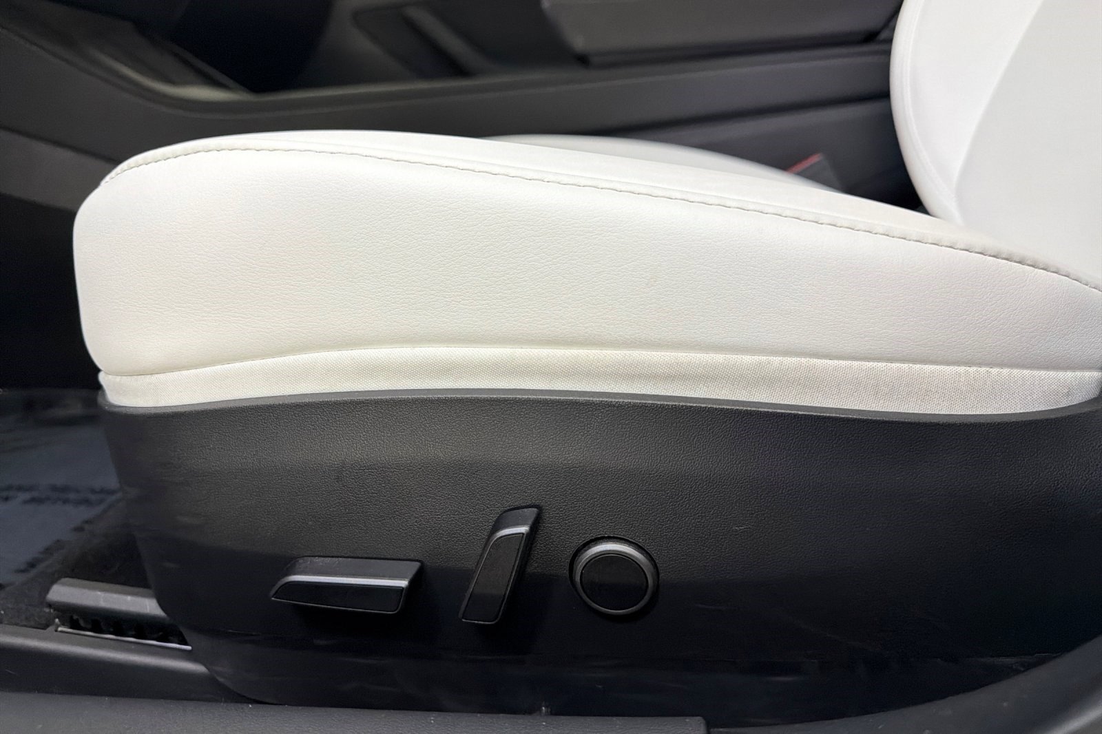Used 2023 Tesla Model 3 Performance AWD/4WD image 14