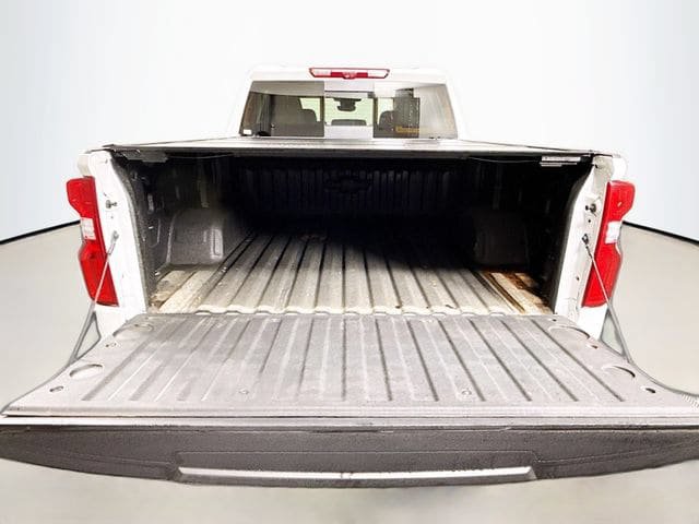Used 2025 Chevrolet Silverado 1500 High Country w/ High Country Premium Package AWD/4WD image 28