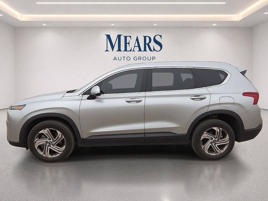 Used 2023 Hyundai Santa Fe SEL FWD image 2
